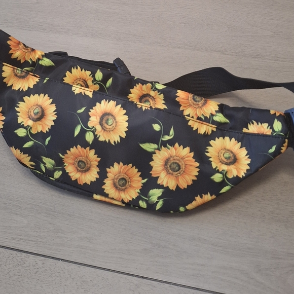 Sunflower Print Fanny Pack with Coin Pouch - Picture 2 of 5